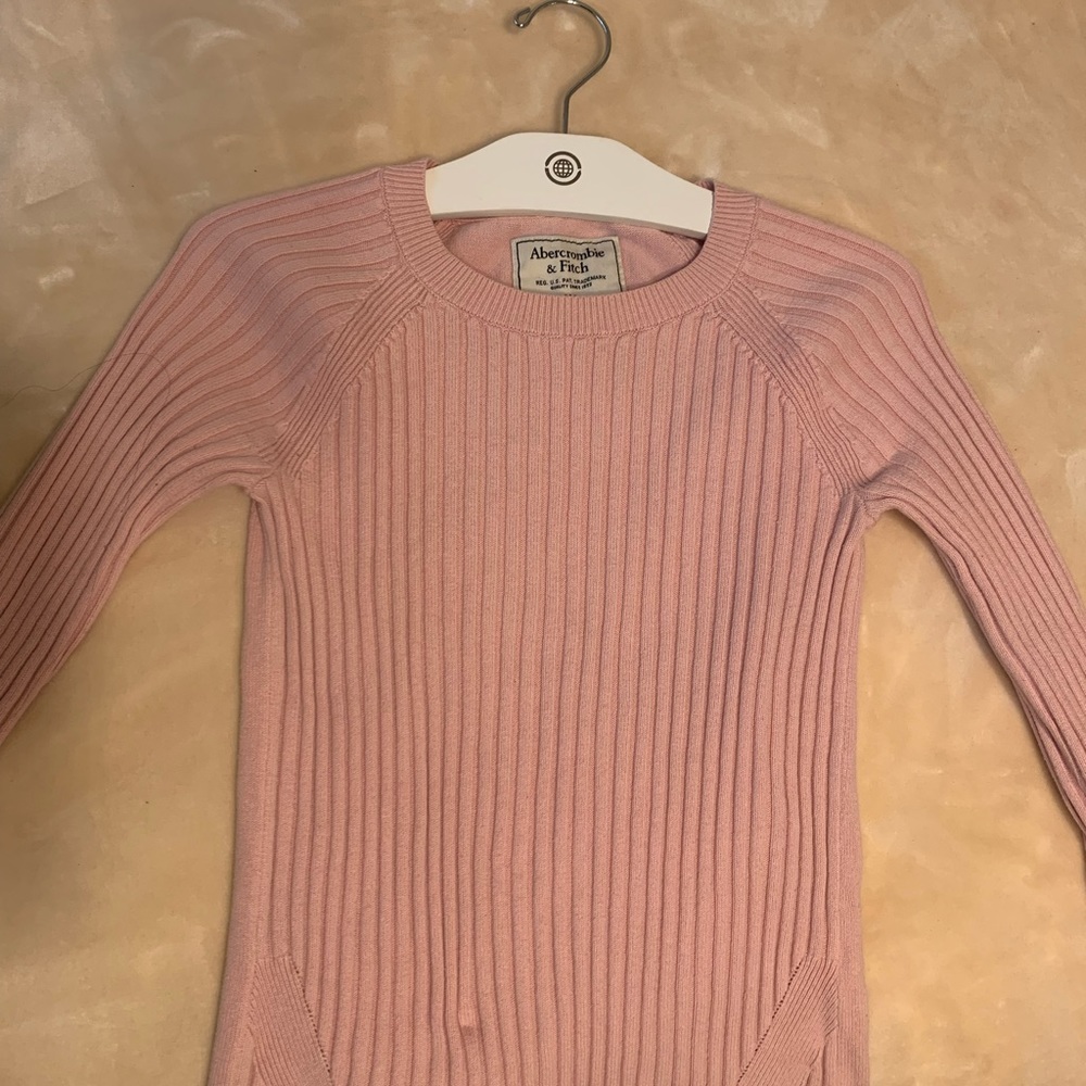 Abercrombie Pink sweater top